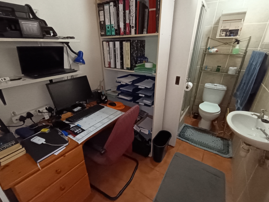 4 Bedroom Property for Sale in Wavecrest Eastern Cape